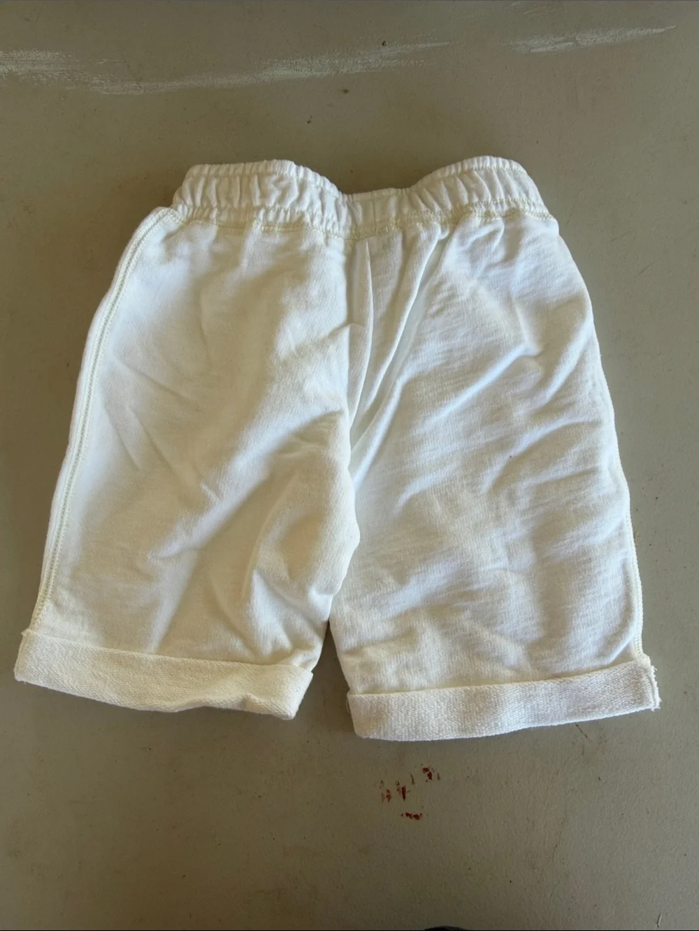 GAP lightweight white